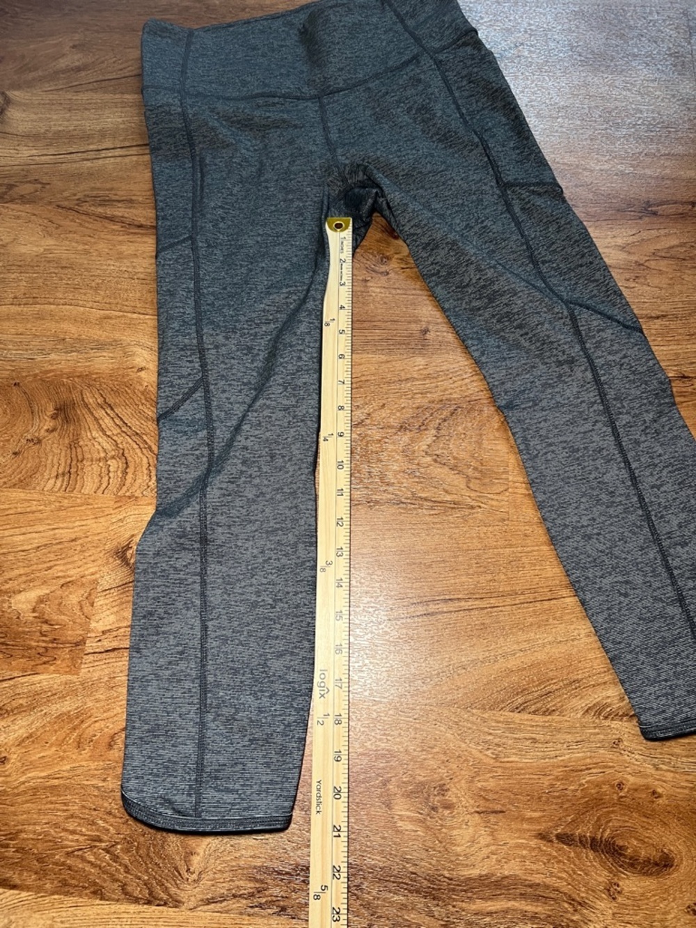 Athleta Chaturanga To Town High Rise Capri Leggings pocket Gray Space Dye Medium - Picture 4 of 10